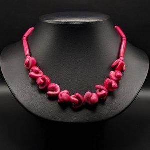 VINTAGE hot pink dyed coral necklace